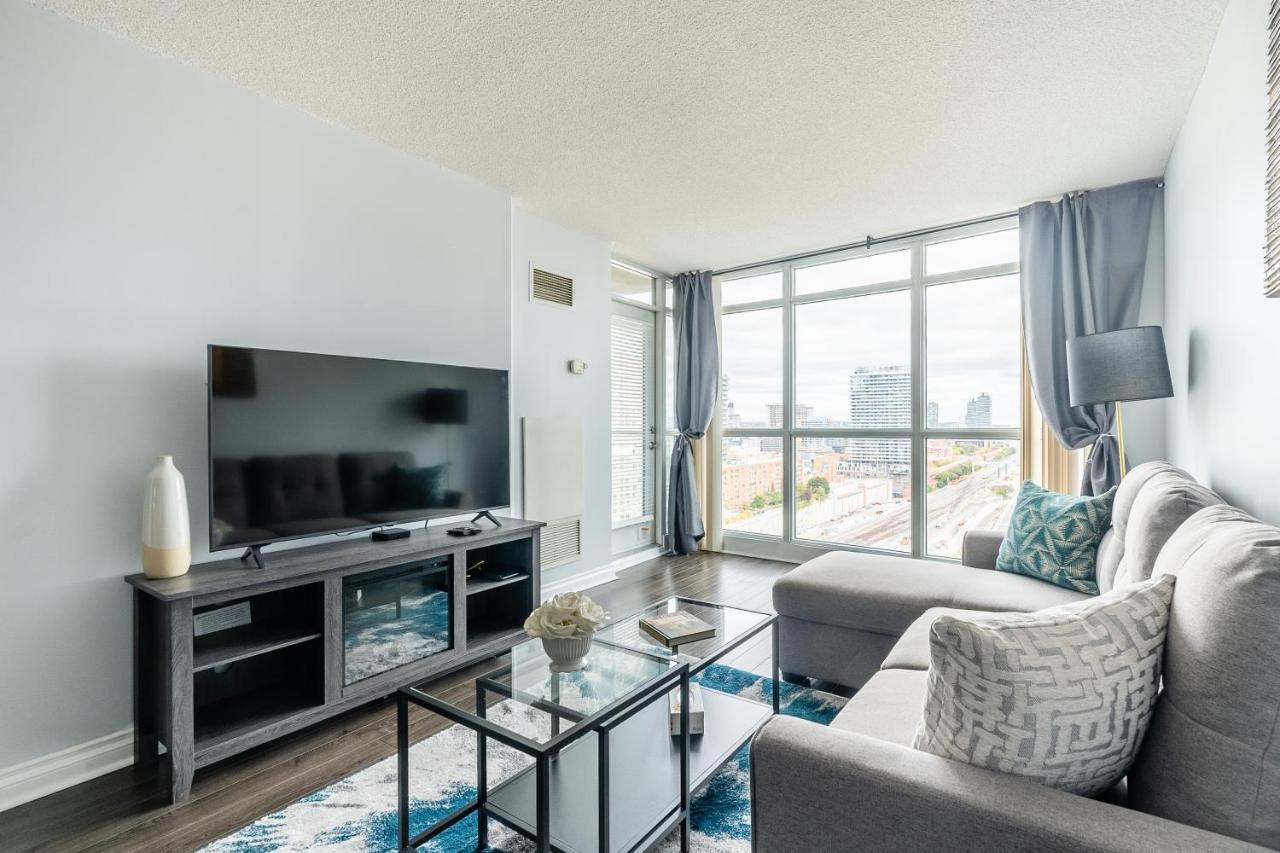 Globalstay Yonge St Condos โตรอนโต ภายนอก รูปภาพ