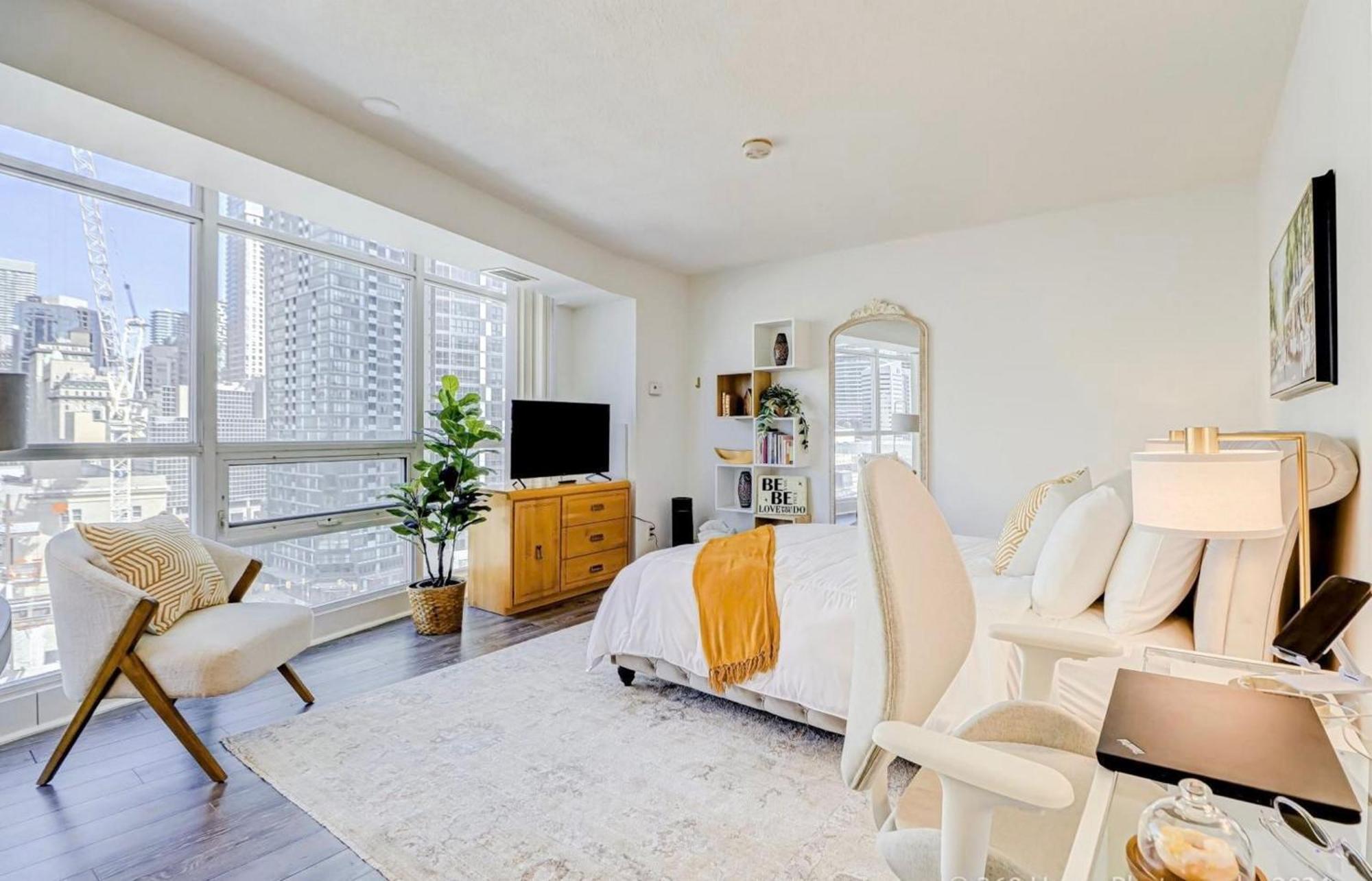 Globalstay Yonge St Condos โตรอนโต ภายนอก รูปภาพ