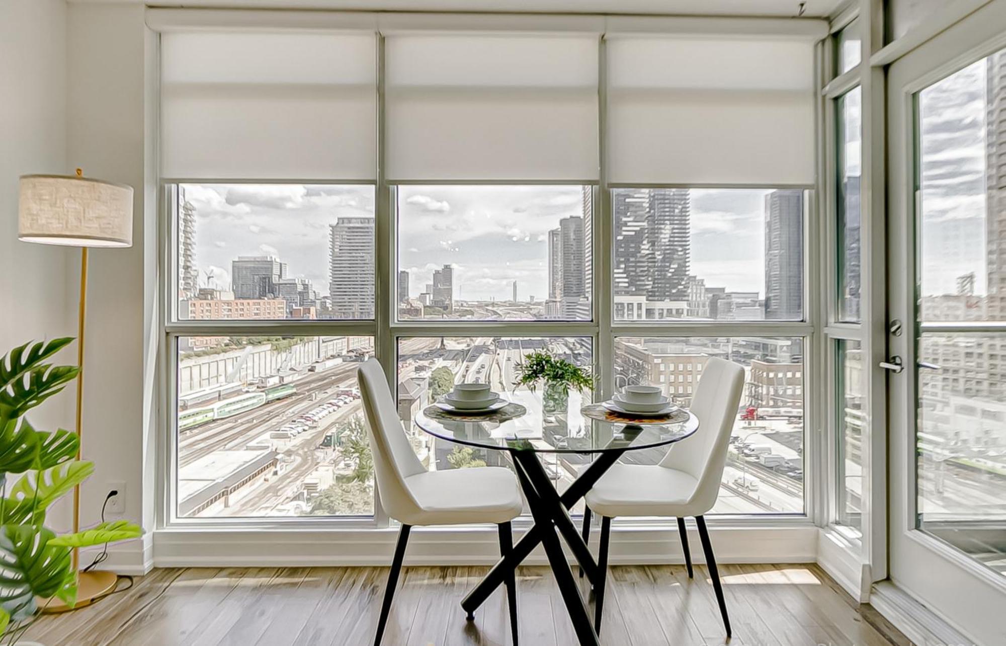 Globalstay Yonge St Condos โตรอนโต ภายนอก รูปภาพ